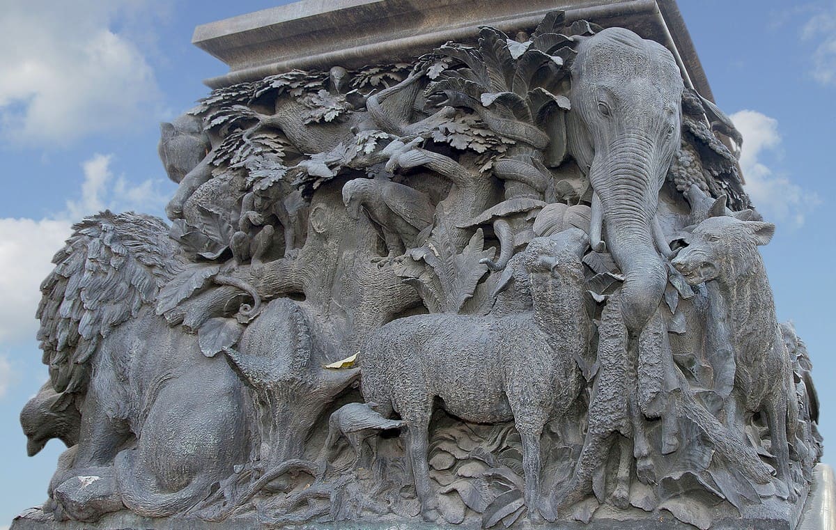 Животные петербургских памятников
