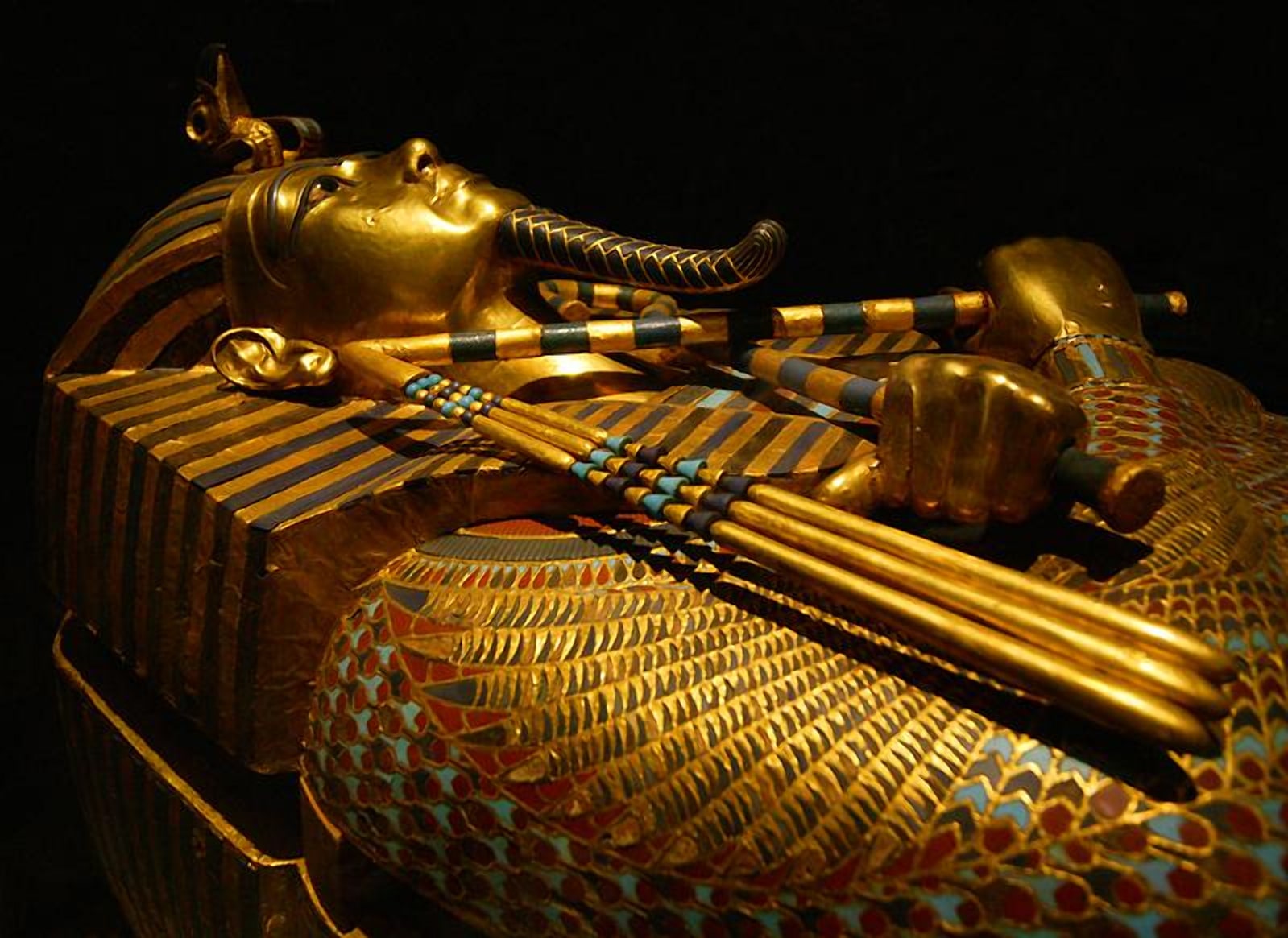 Золотой саркофаг тутанхамона