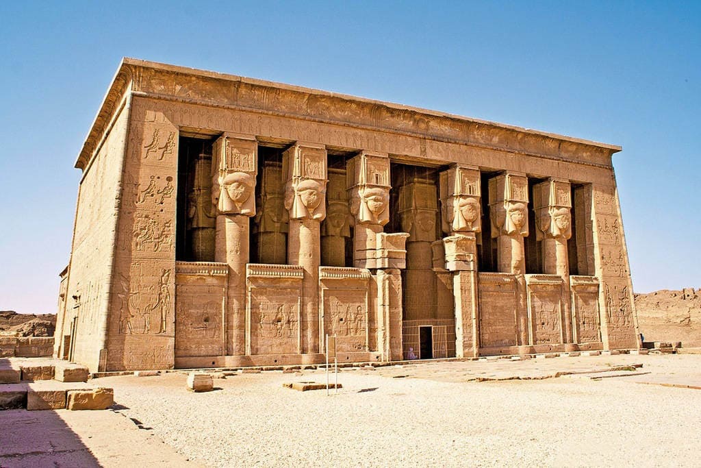 Храмы Египта бывают очень странными