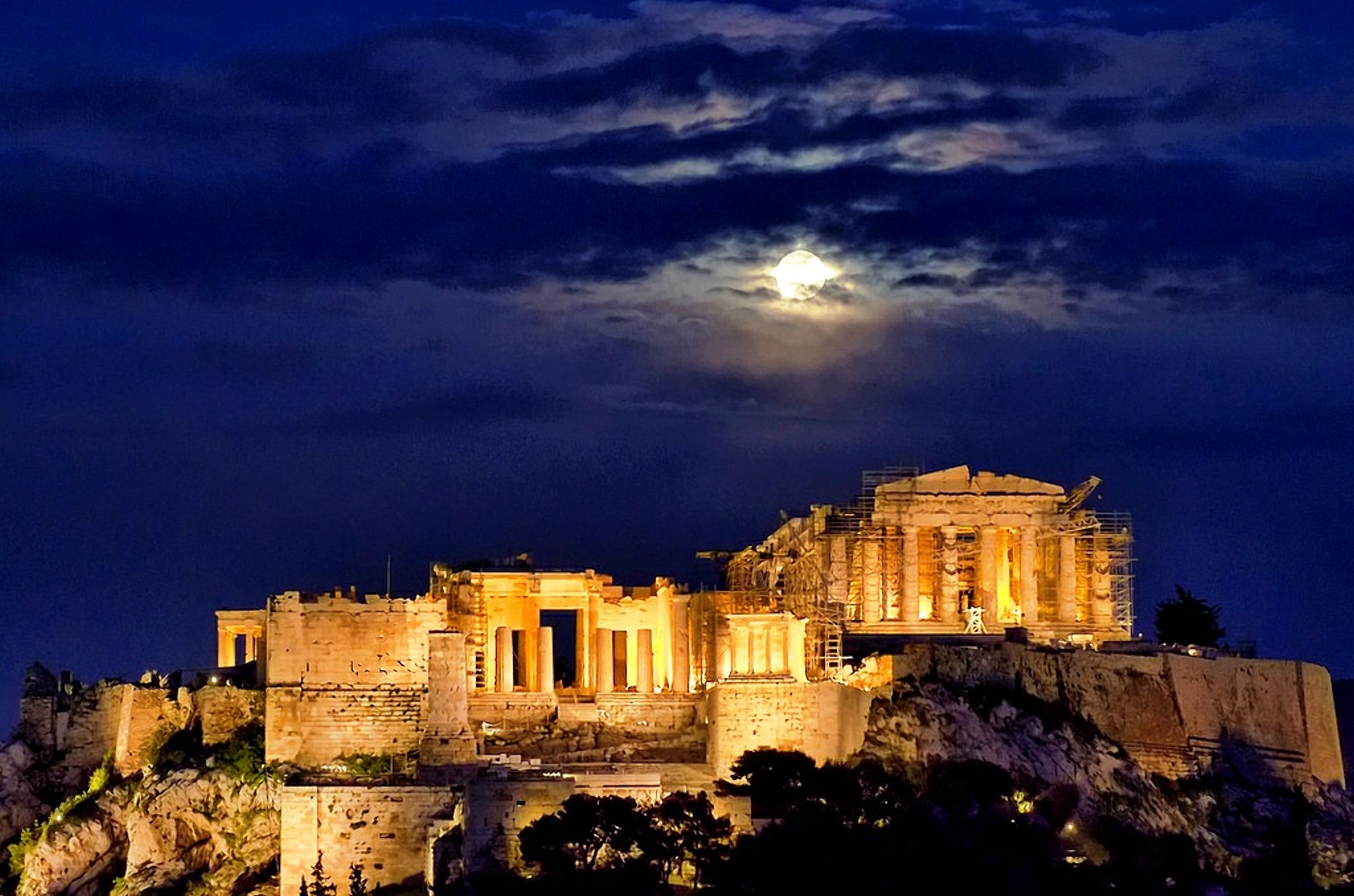 Ночной Акрополь