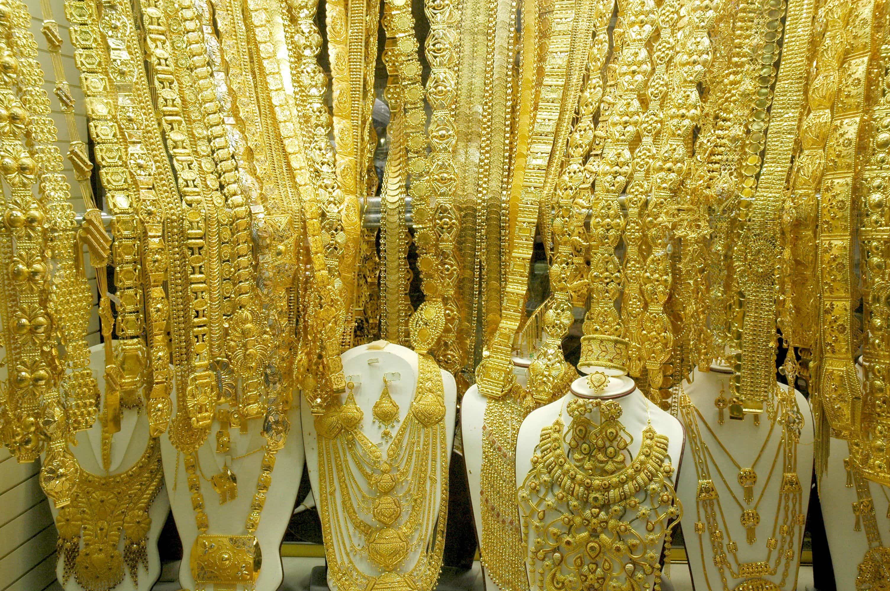 Золото из Эмиратов не самая лучшая покупка