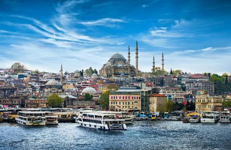 Почему Стамбул не является столицей Турции: путеводитель