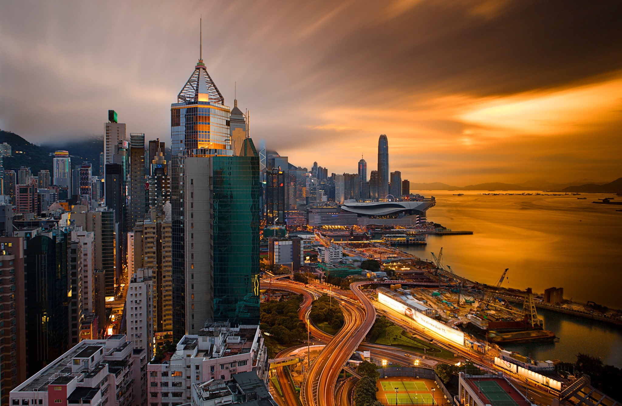 Удивительный и фешенебельный Гонконг