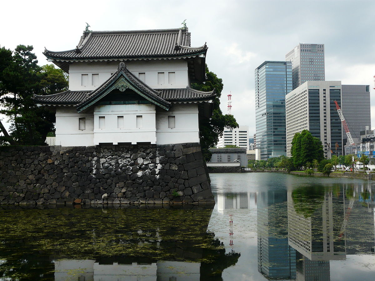 Дворец императора в Токио