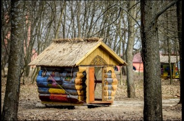 Усадебно-парковый комплекс «Дукорский маентак»